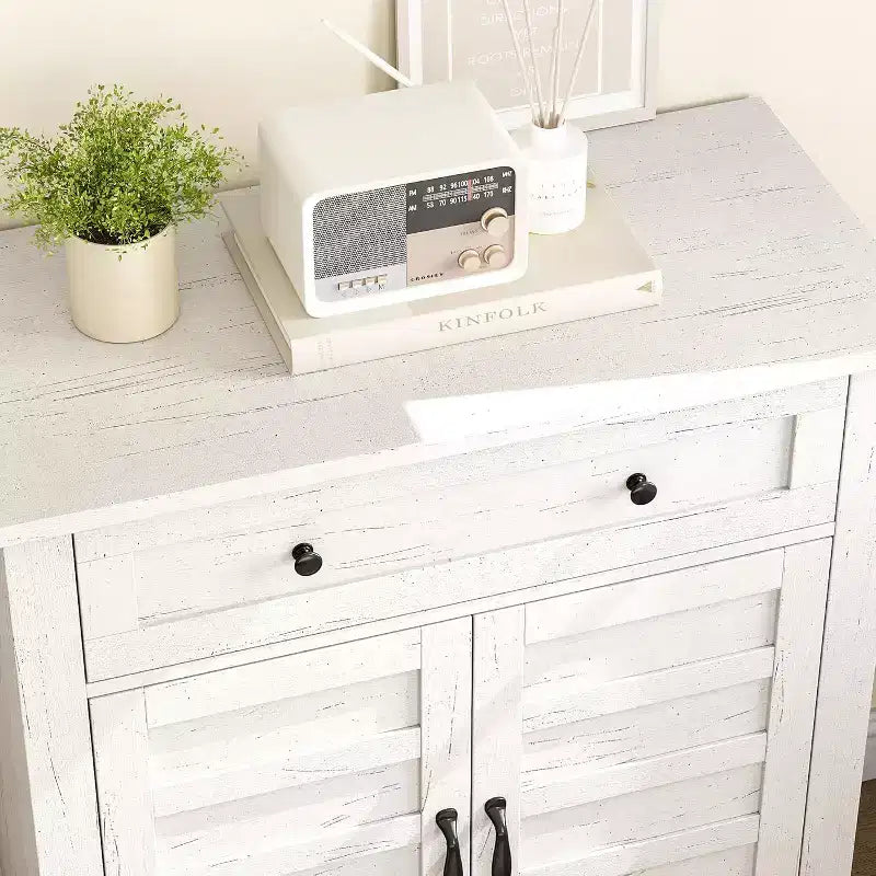 Mobile Contenitore Rustico a 3 Ripiani con Ante a Doghe – Marrone / Marrone e Bianco / Bianco, 80 cm di larghezza, Singolo