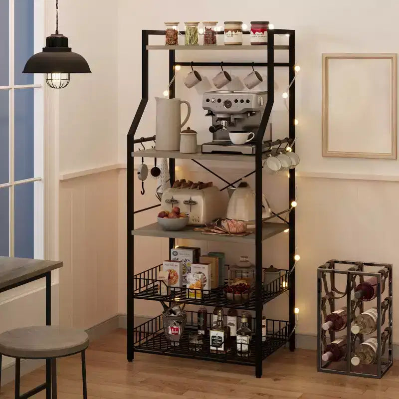 Scaffale da cucina a 5 ripiani indipendente con cestello in rete e piedini regolabili, nero/marrone/grigio