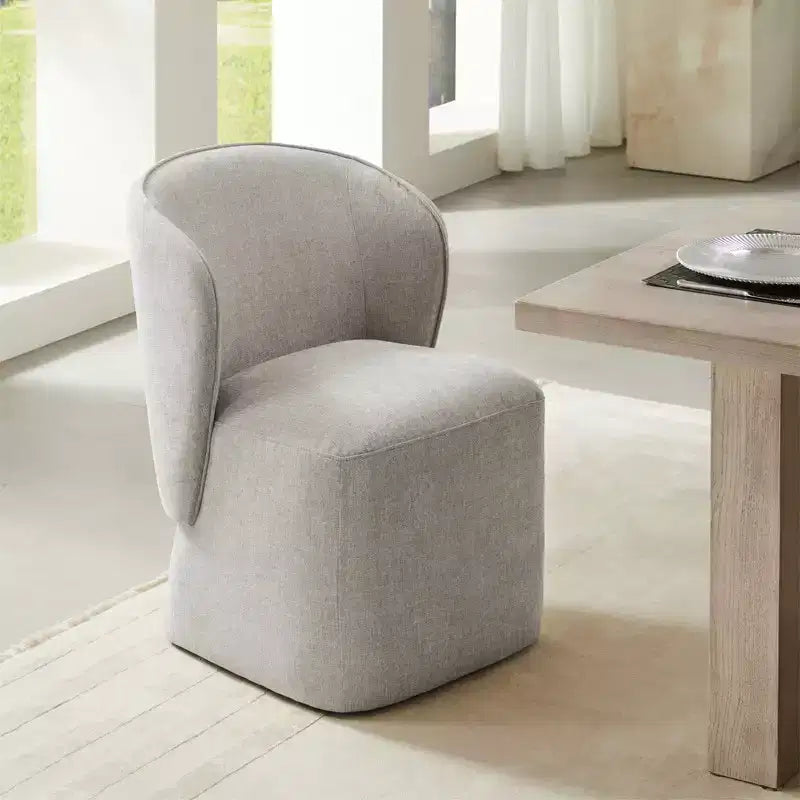 Sedia da pranzo imbottita beige/grano con rotelle e schienale avvolgente, 1 posto