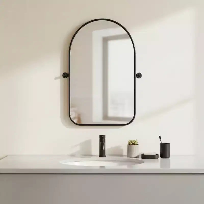 Specchio da Parete in Metallo Nero ad Arco